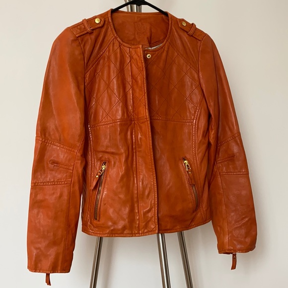 Massimo Dutti Leather Jacket - Picture 1 of 16
